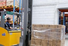以唯捷城配模式为主的物流新趋势（打造高效、可持续的城市物流网络）