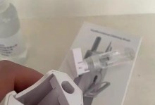 如何正确清理机械键盘（轻松解决机械键盘清洁难题，提升打字体验）