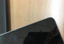 探索iPhone5s黑色的魅力（黑色经典，绽放个性）